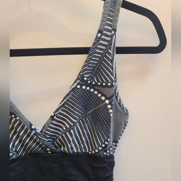 Patagonia Margot Leaf Print Organic Cotton Dress - Size XS - Picture 4 of 9